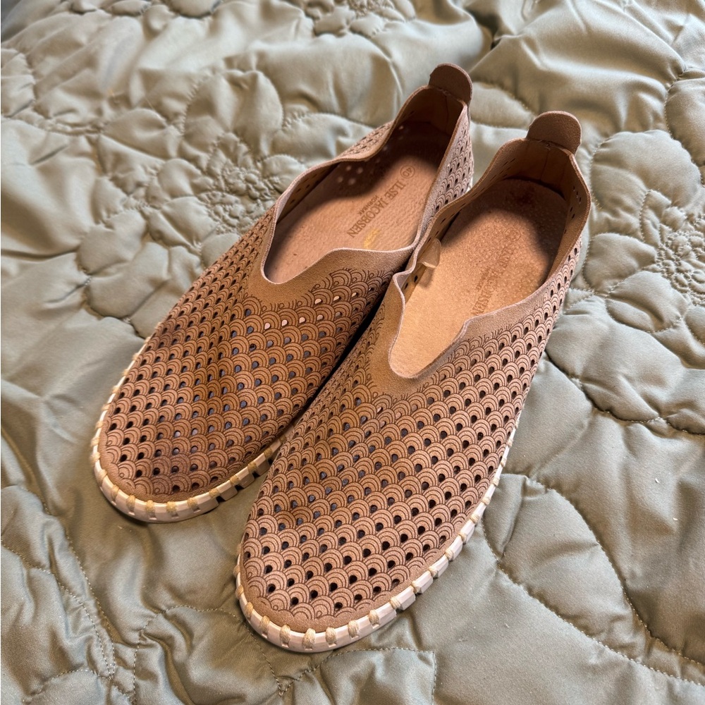 Ilse Jacobsen Tan Slip-On Shoes with Perforated Design